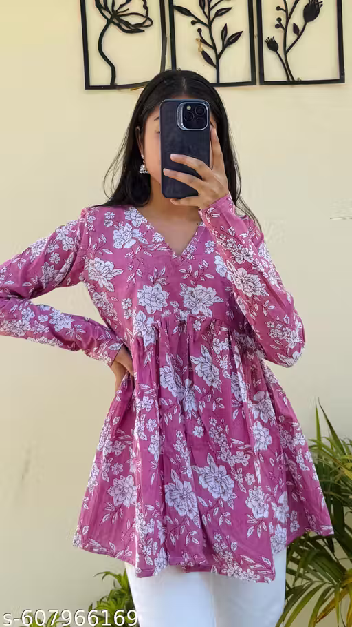 Women Rayon Printed Short Kurti - Image 4